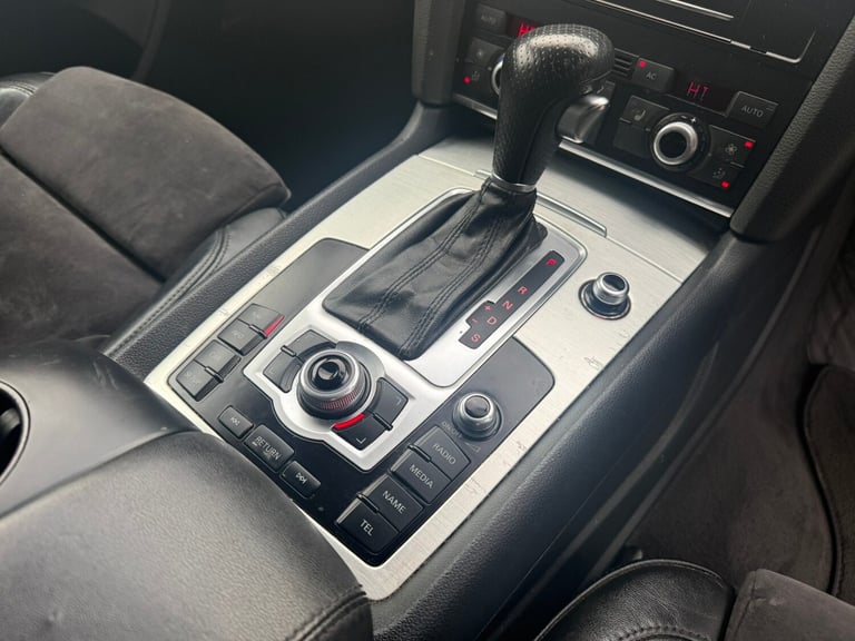 2010 Audi Q7 3.0 TDI Quattro S Line 5dr Tip Auto ESTATE Diesel Automatic