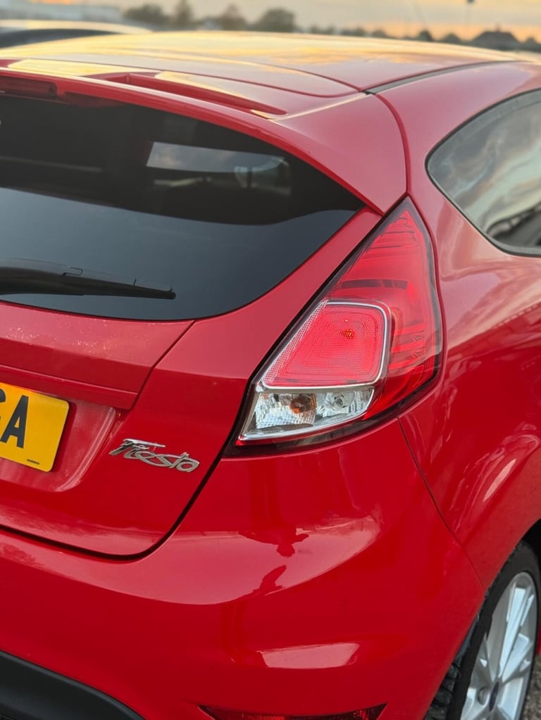 2014 Ford Fiesta 1.0T EcoBoost Zetec S Euro 5 (s/s) 3dr Hatchback Petrol Manual