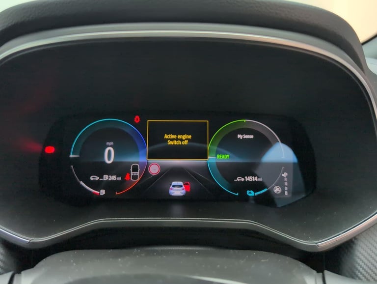 2023 Renault Clio 1.6 E-TECH E-Tech engineered Hatchback 5dr Petrol Hybrid Auto Euro 6 (s/s)  HAT...