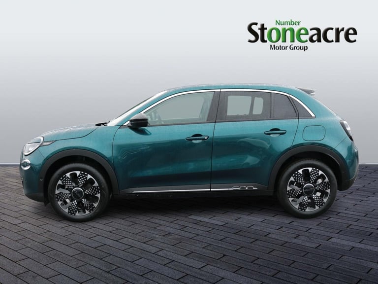 2025 Fiat 600 1.2 Hybrid 48V La Prima 5dr eDCT-6 HATCHBACK PETROL Automatic