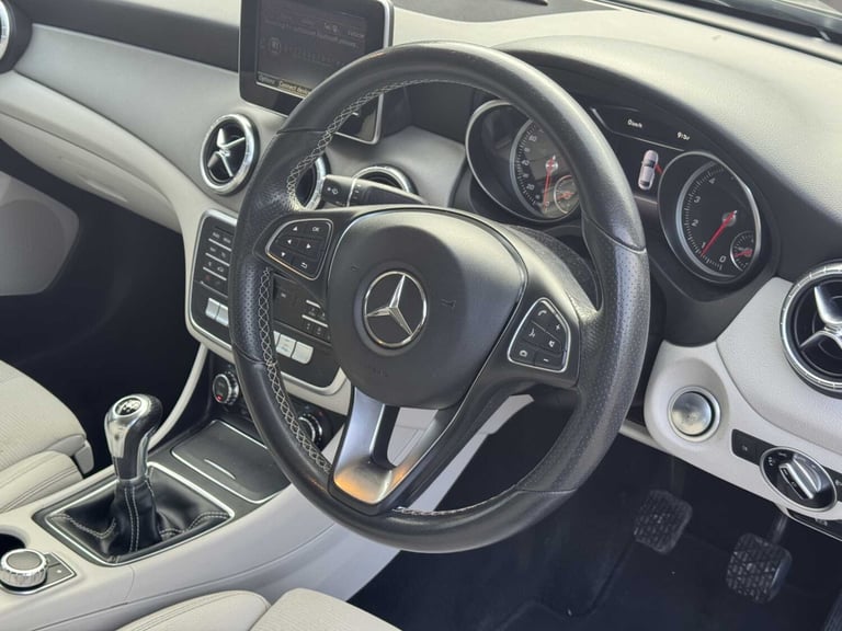 2017 Mercedes-Benz CLA CLA 180 Sport 4dr SALOON PETROL Manual