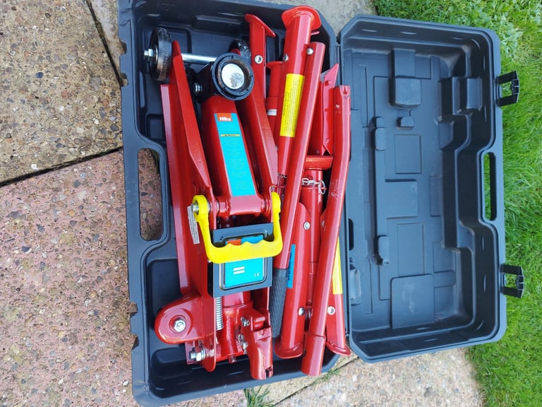 Hilka 2 Tonne Trolley Jack - Used Once & in Excellent Condition
