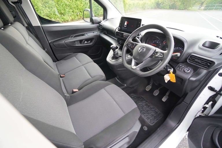 2022 Vauxhall Combo 1.5 Combo 2300 Sportive L2 LWB + 3 Seater + Twin Slider + Top Spec Van Panel ...