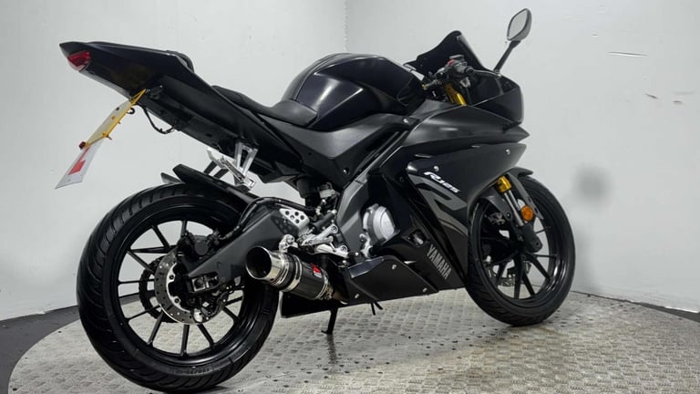 Yamaha R125 125 ABS Super Sports Petrol CVT Euro 4 (15 ps)