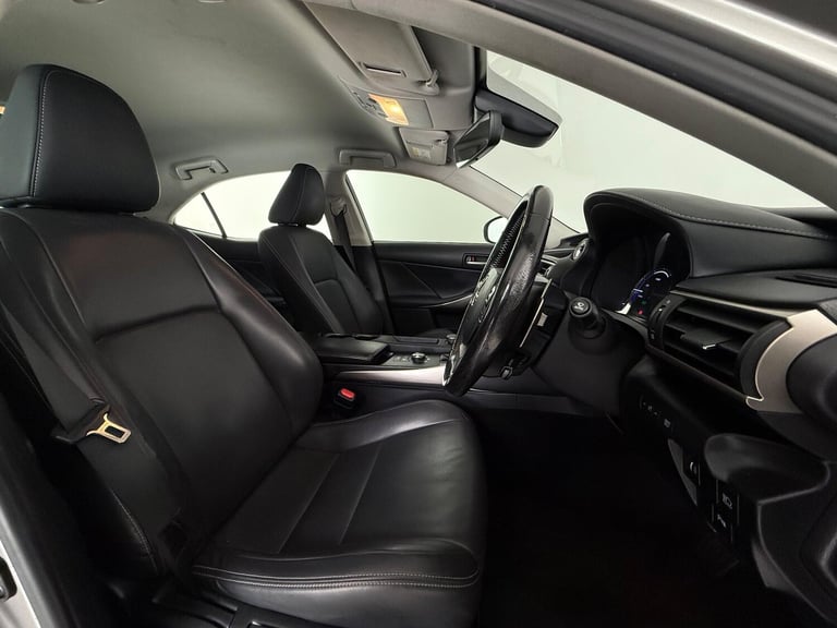 2018 Lexus IS 300h Executive Edition 4dr CVT Auto SALOON PETROL/ELECTRIC Automatic