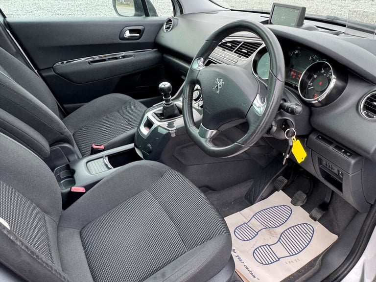 2014 Peugeot 5008 1.6 HDi Allure 5dr MPV DIESEL Manual