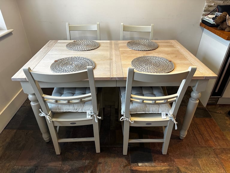 John Lewis Dining Table - Oak 