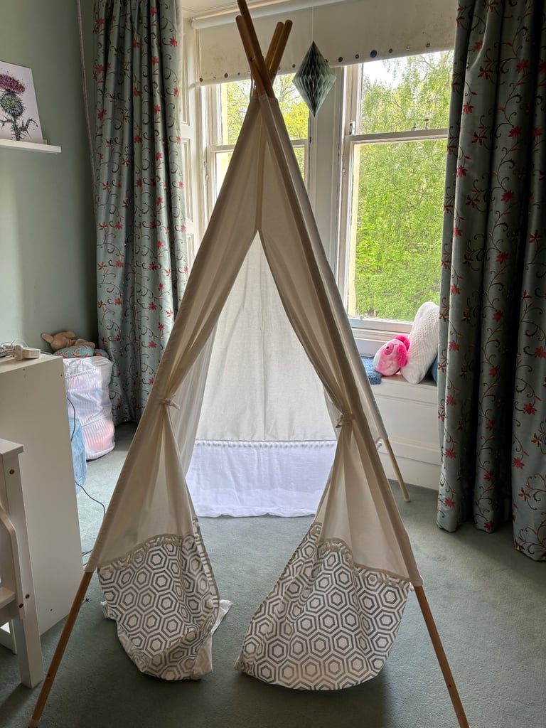 Children’s Canvas Teepee/Tent for taller child 