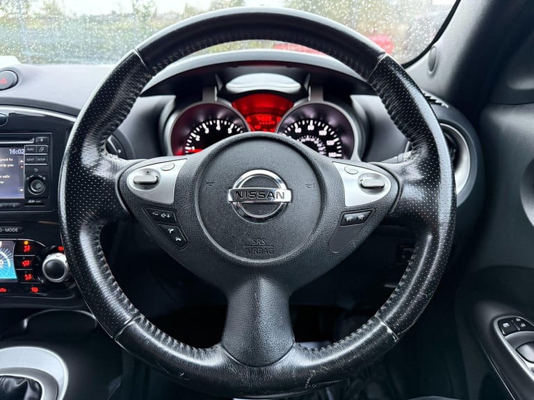 2011 Nissan Juke 1.6 Tekna Euro 5 5dr HATCHBACK Petrol Manual