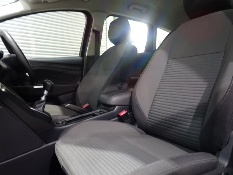 2018 Ford C-Max 1.0 EcoBoost Titanium 5dr **LOW MILEAGE*ONLY 20000 MILES FROM NEW** MPV Petrol Ma...