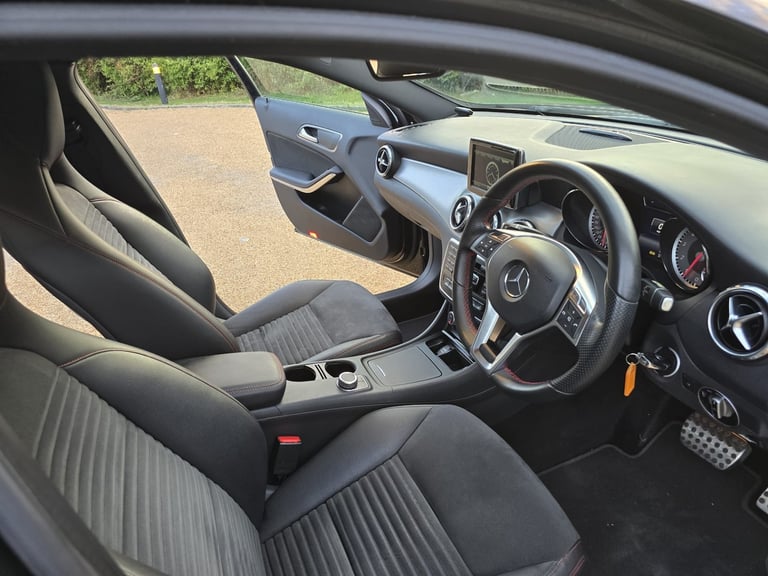 2015 Mercedes-Benz GLA 1.6 Sport 7G-DCT SUV Petrol Automatic