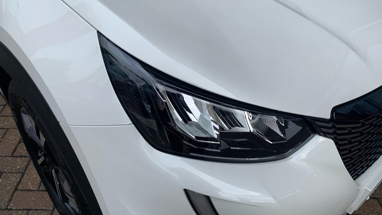 2022 Peugeot 2008 1.2 PureTech Allure Premium + SUV 5dr Petrol Manual Euro 6 (s/s) (100 ps) SUV P...