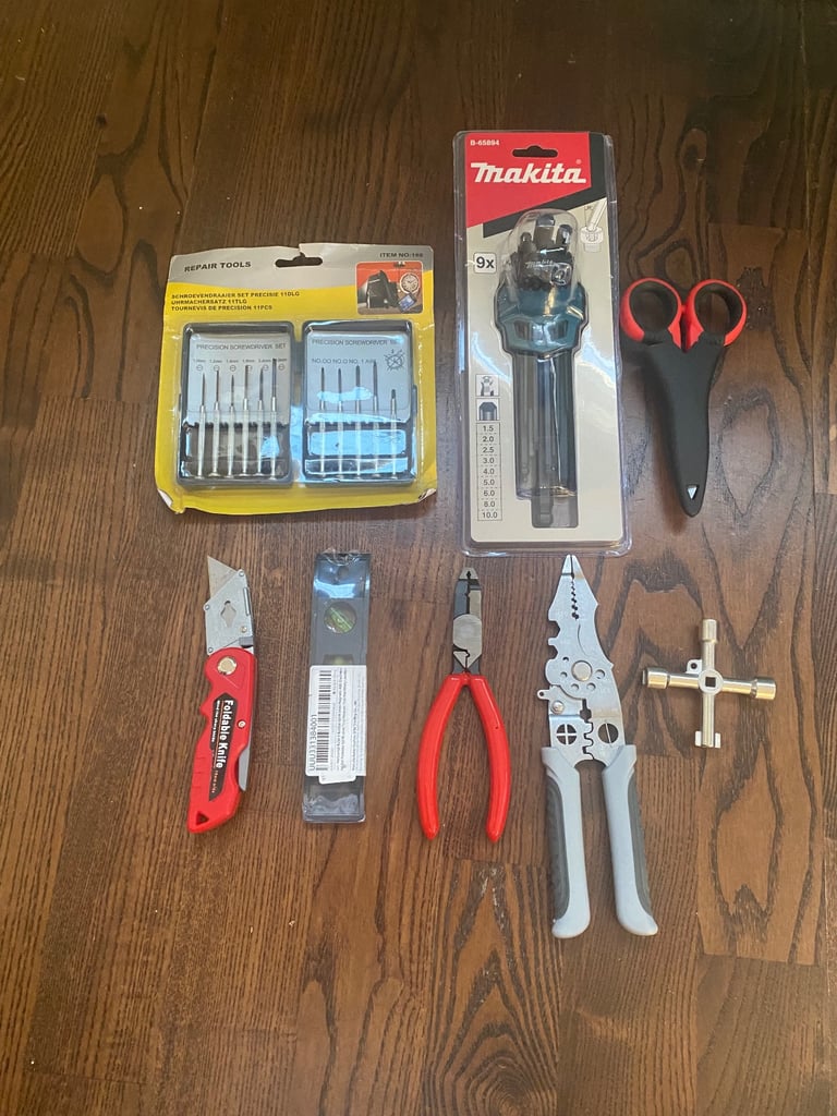 Complete Tool Kit – Ideal for Technicians, Electricians, and DIY Projects”