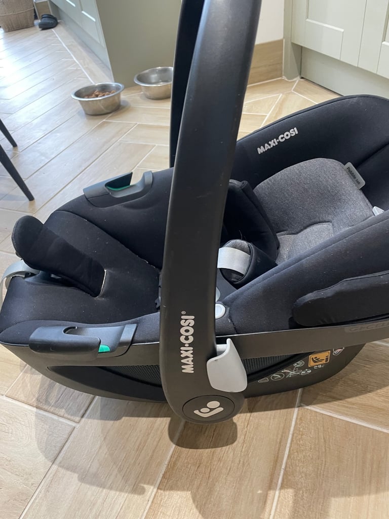 Maxi-cosi 360 car seat 