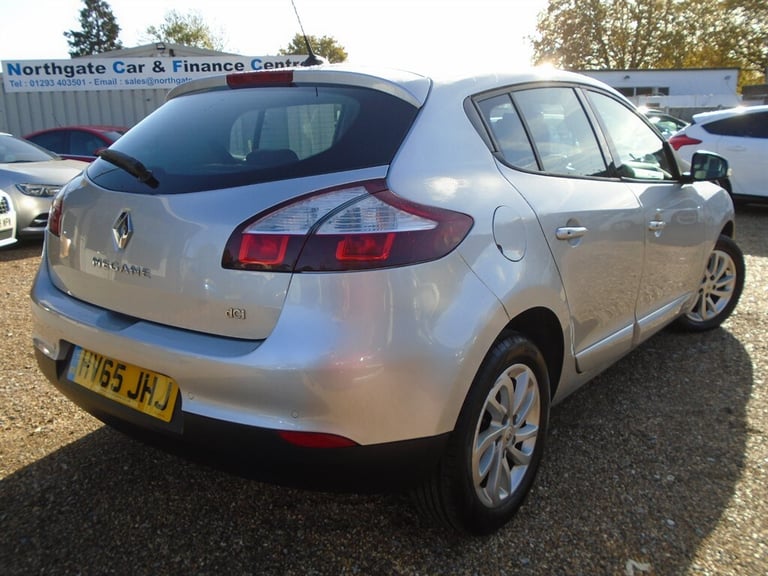 2015 Renault Megane 1.5 dCi Dynamique Nav 5dr HATCHBACK DIESEL Manual