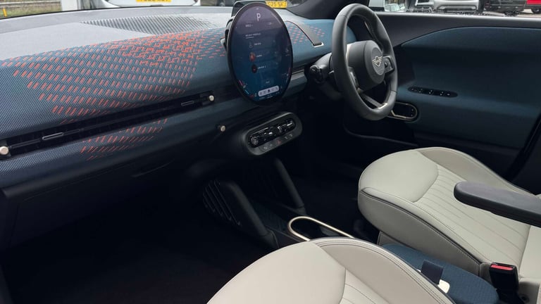  MINI Aceman 160kW SE Exclusive 54kWh 5dr Auto Hatchback Electric Automatic