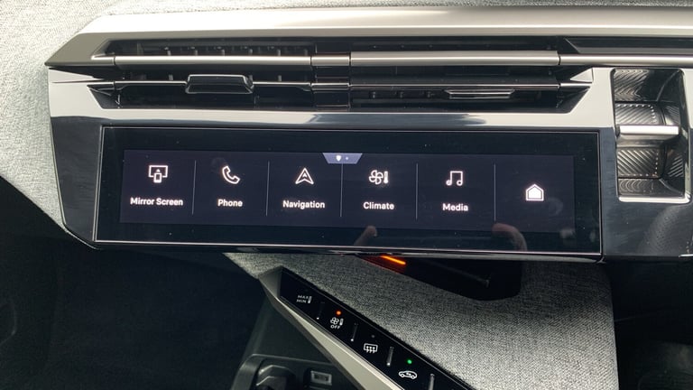 2025 Peugeot 5008 1.2 HYBRID GT SUV 5dr Petrol Hybrid e-DSC6 Euro 6 (s/s) (136 ps) SUV Hybrid Aut...