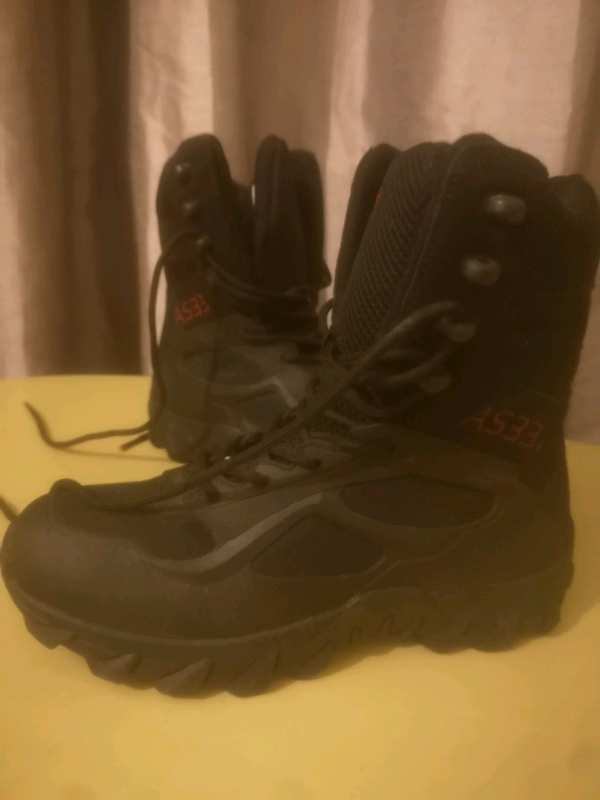 Work boots for Sale | Men's Boots | Gumtree