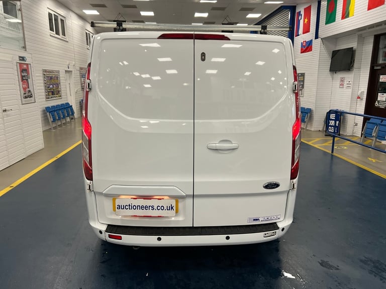 2021 Ford Transit Custom 300 LIMITED 2.0TDCI ECOBLUE 130PS LWB VAN (EURO 6) PANEL VAN Diesel Manual