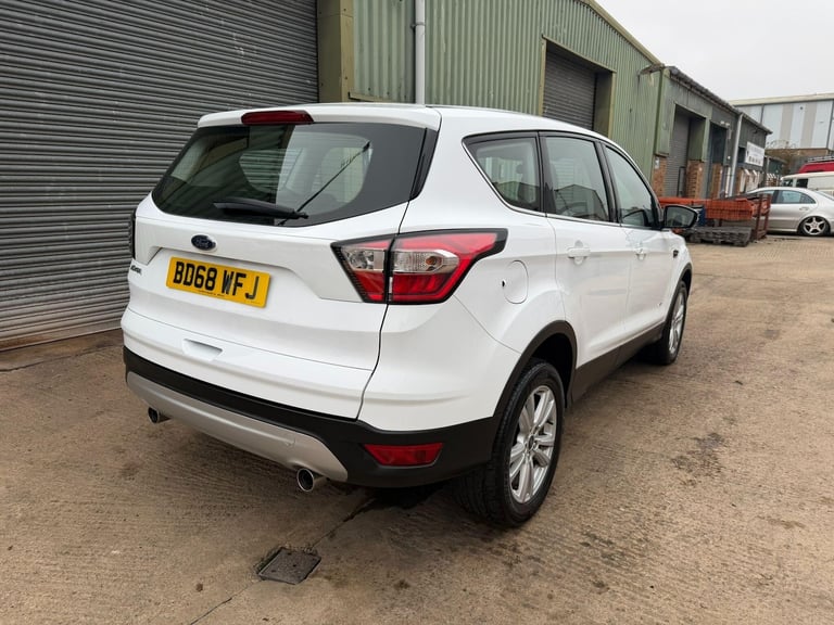 2018 Ford Kuga 2.0 TDCi EcoBlue Zetec AWD Euro 6 (s/s) 5dr HATCHBACK Diesel Manual