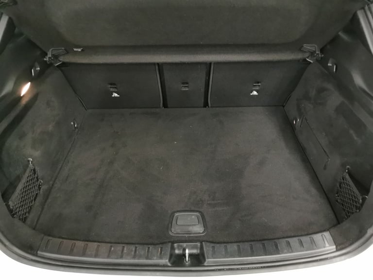 2022 Mercedes-Benz EQA EQA 300 66.5kWh AMG Line (Premium) SUV 5dr Electric Auto 4MATIC (228 ps) -...