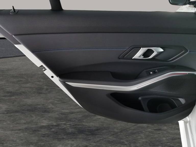 2024 BMW 3 Series 2.0 330e 12kWh M Sport Touring 5dr Petrol Plug-in Hybrid Auto Euro 6 (s/s)  Est...