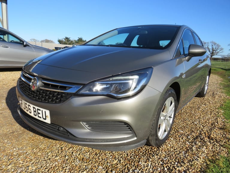 2016 Vauxhall Astra 1.6 CDTi 16V ECO FLEX DESIGN BAND A ROAD TAX HATCHBACK Diesel Manual