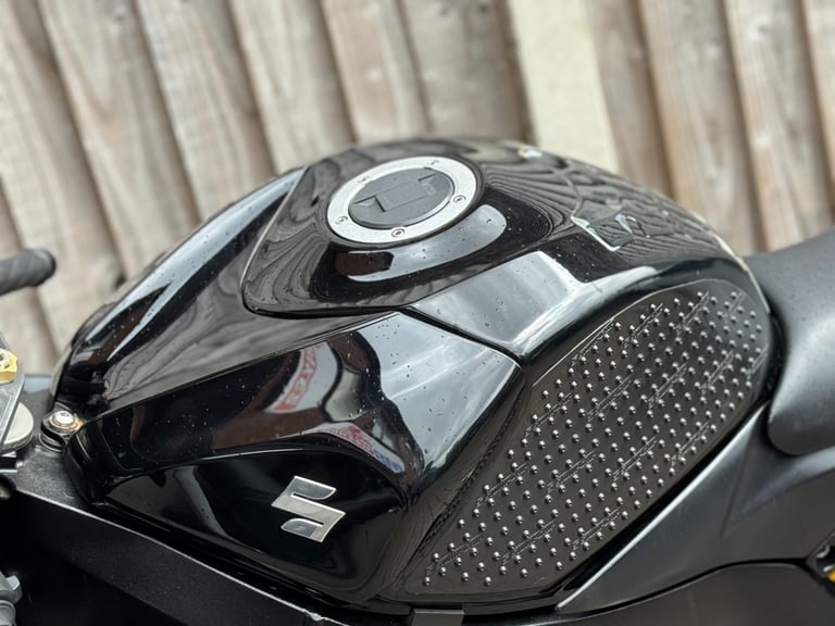 SUZUKI GSXR 750 K7 2007 (07) SUPER SPORT 