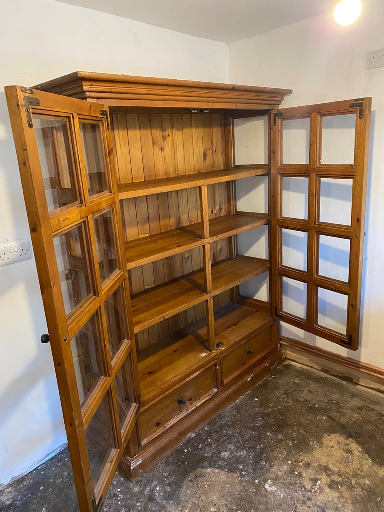 LARGE CUPBOARD DISPLAY CABINET STORAGE UNIT 