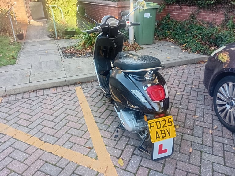 Piaggio, VESPA, 2025, 124 (cc)