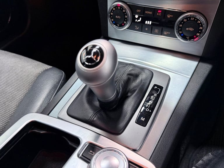 2011 Mercedes-Benz C Class C220 CDI BlueEFFICIENCY Sport 4dr Auto SALOON DIESEL Automatic