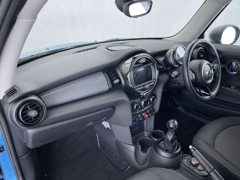 2015 MINI Hatch 1.2 One 3dr Hatchback Petrol Manual