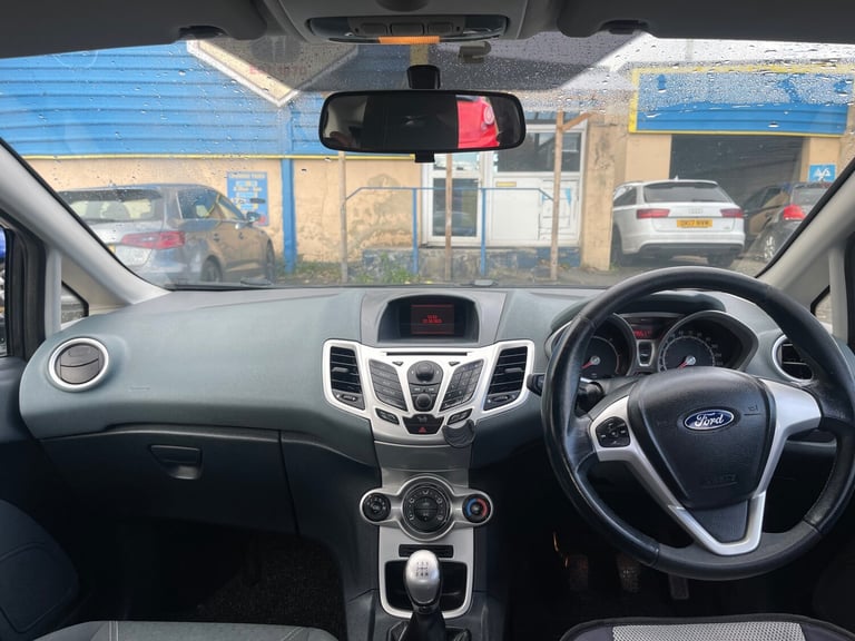 2010 Ford Fiesta 1.6 TDCi Zetec 5dr HATCHBACK Diesel Manual