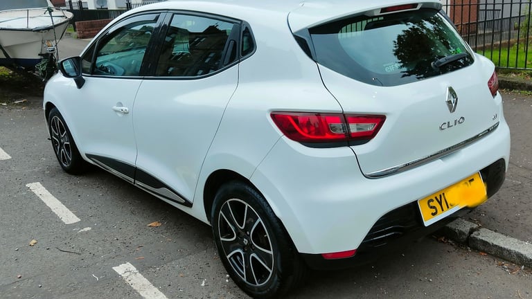 Renault, CLIO, Hatchback, 2013, Manual, 1461 (cc), 5 doors