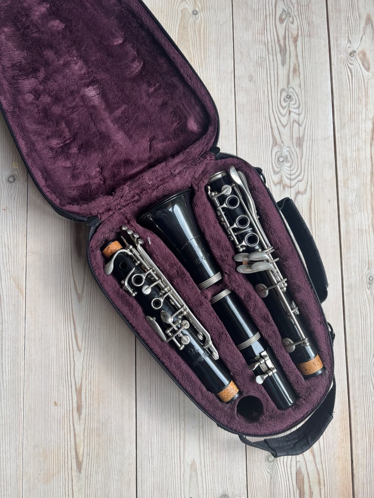 Clarinet, Bb Boosey & Hawkes 78, good tone