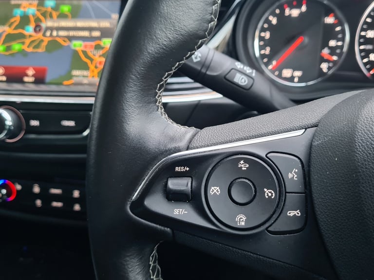 2017 Vauxhall Insignia 1.6 Turbo D ecoTec Elite Nav 5dr HATCHBACK Diesel Manual