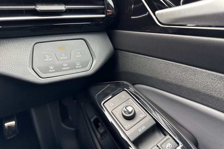 2024 Volkswagen ID.4 210kW Match Pro 77kWh 5dr Auto | Rear Camera |  Heated Seats Estate ELECTRIC...