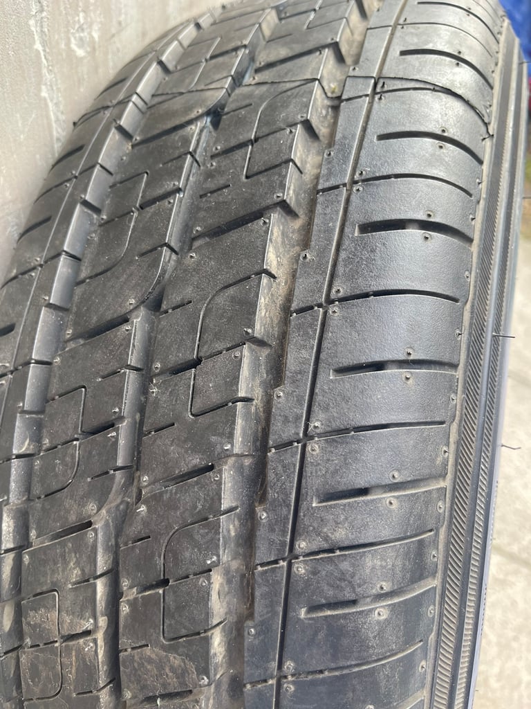 image for Volkswagen van wheel and new tyre 205/65R/16 C