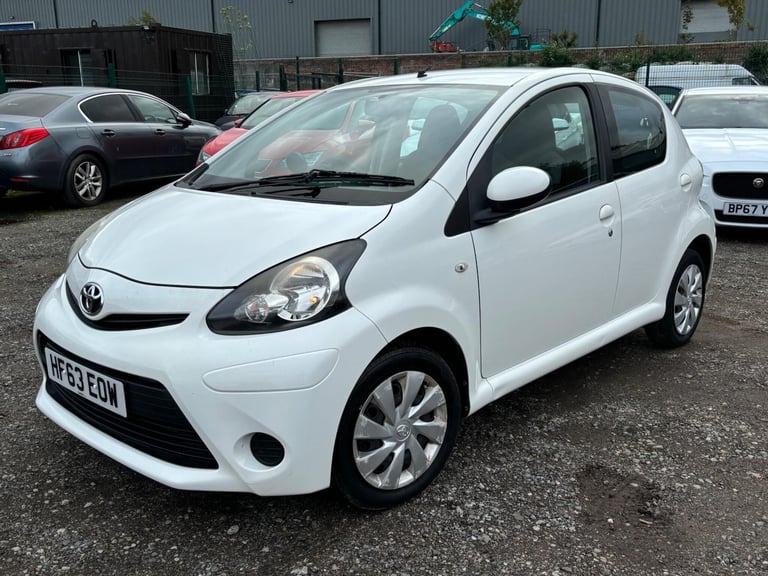 2013 Toyota AYGO 1.0 VVT-i Move 5dr HATCHBACK PETROL Manual