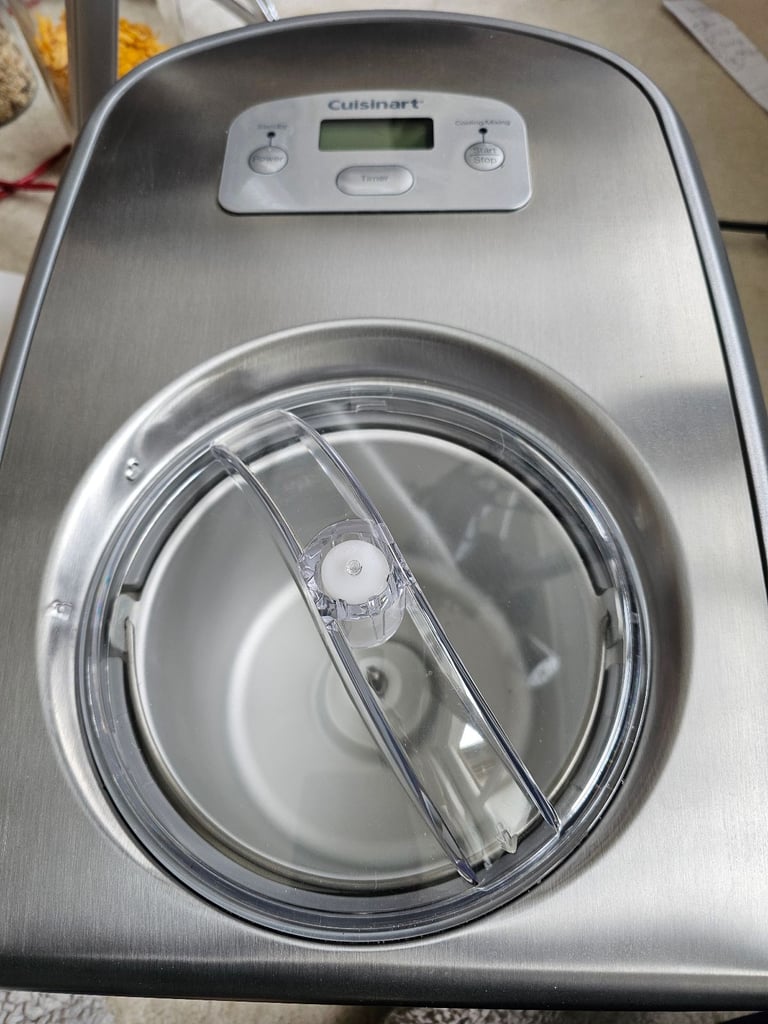 Cuisinart ICE100BCU ice cream and gelato maker