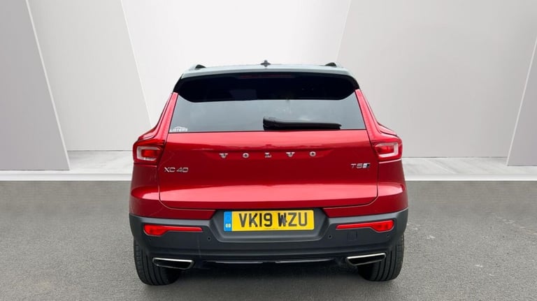 2019 Volvo XC40 2.0 T5 R DESIGN Pro 5dr AWD Geartronic SUV Petrol Automatic