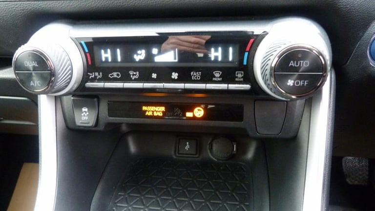 2022 Toyota RAV4 2.5 VVT-i Hybrid Design 5dr CVT ESTATE PETROL/ELECTRIC Automatic