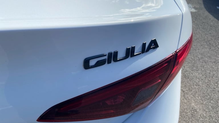 2021 Alfa Romeo Giulia 2.0T Veloce Saloon 4dr Petrol GPF Auto Euro 6 (s/s) (280 ps) Saloon Petrol...