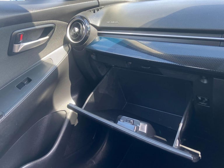 2017 Mazda Mazda2 1.5 SKYACTIV-G SE-L Hatchback 5dr Petrol Manual Euro 6 (s/s) (90 ps) 7IN TO HAT...