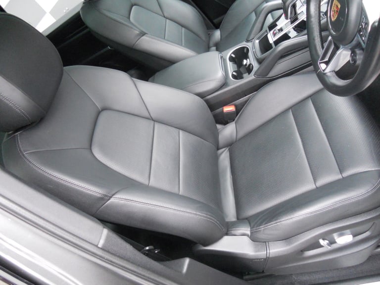 2021 Porsche Cayenne E-Hybrid 5dr Tiptronic S BIG SPEC ESTATE Petrol Parallel Phev Automatic