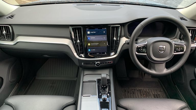 2023 Volvo V60 2.0 B4 MHEV Plus DCT Auto Euro 6 (s/s) 5dr ESTATE Petrol/Electric Hybrid Automatic