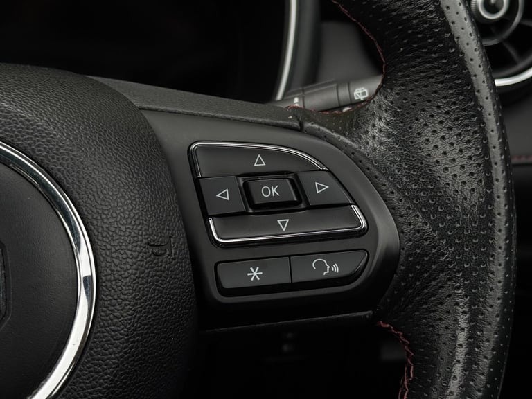 2021 MG MG HS 1.5 T-GDI 16.6kWh Exclusive Auto Euro 6 (s/s) 5dr ESTATE Petrol/Electric Hybrid Aut...