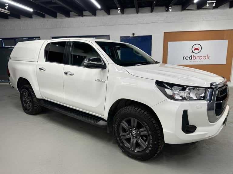 2022 Toyota Hilux 2.4 D-4D Icon Pickup Double Cab 4dr Diesel Manual 4WD Euro 6 (s/s) (150 ps) PIC...