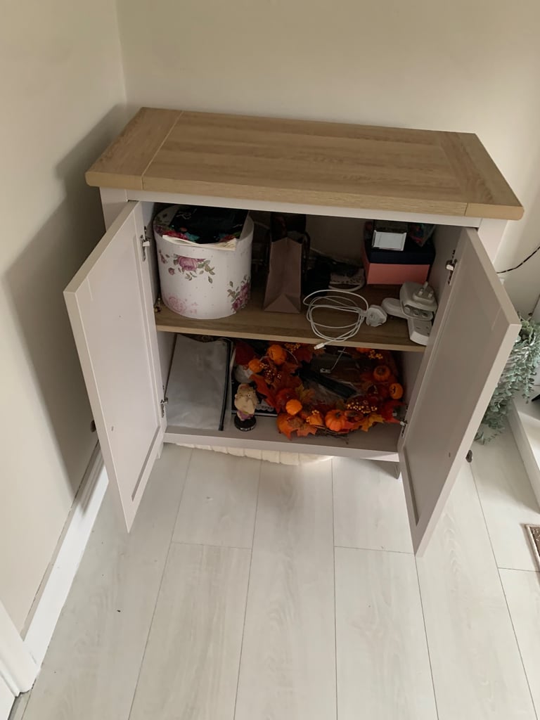 image for Sideboarx & nest of tables 