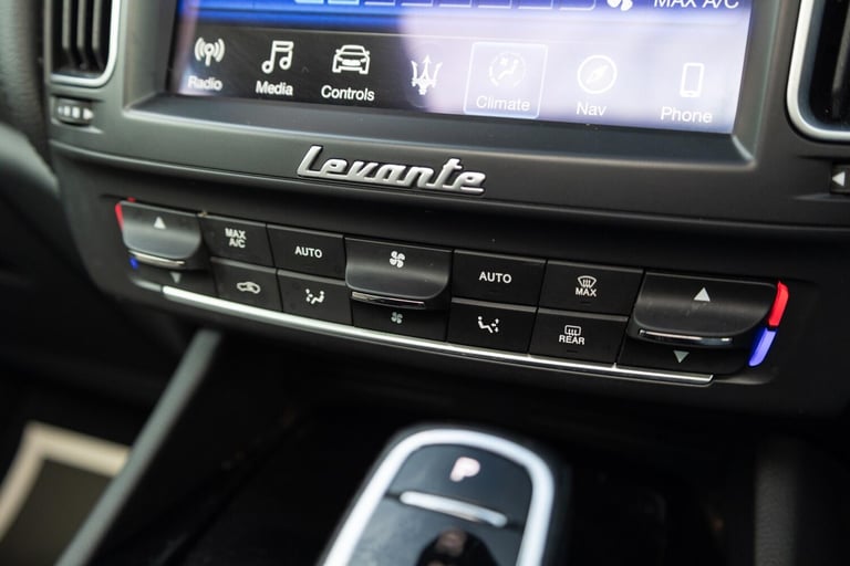 2019 Maserati Levante 3.0D V6 ZF 4WD Euro 6 (s/s) 5dr Diesel Automatic